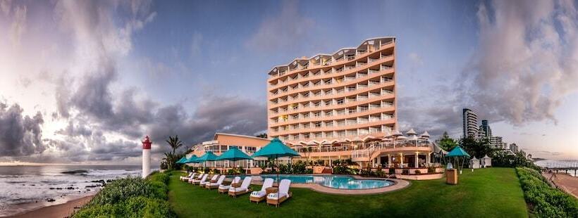 בית מלון כפרי Beverly Hills