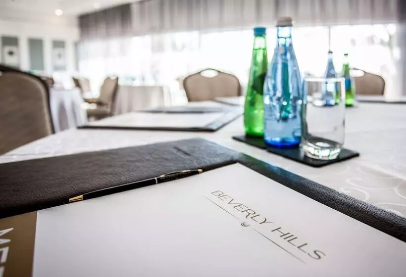 ホテル Beverly Hills