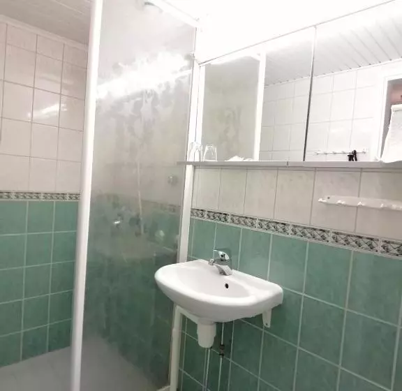 בית מלון כפרי Esplanad