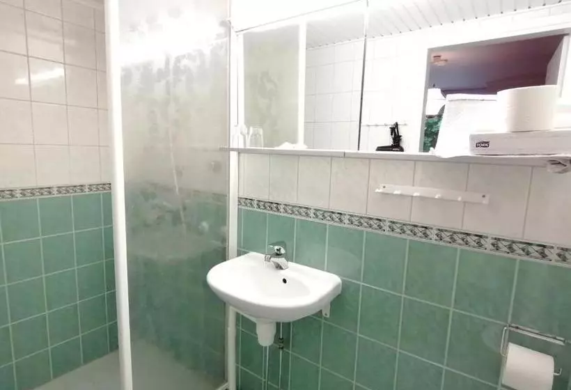 בית מלון כפרי Esplanad