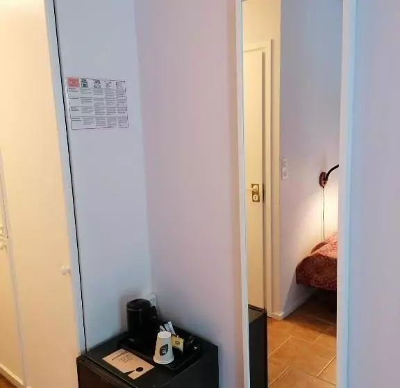 בית מלון כפרי Esplanad