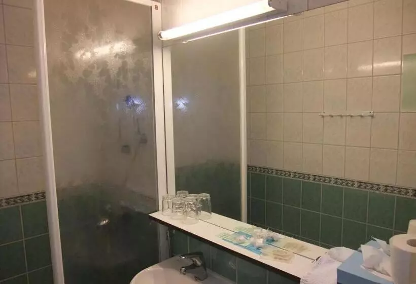 בית מלון כפרי Esplanad