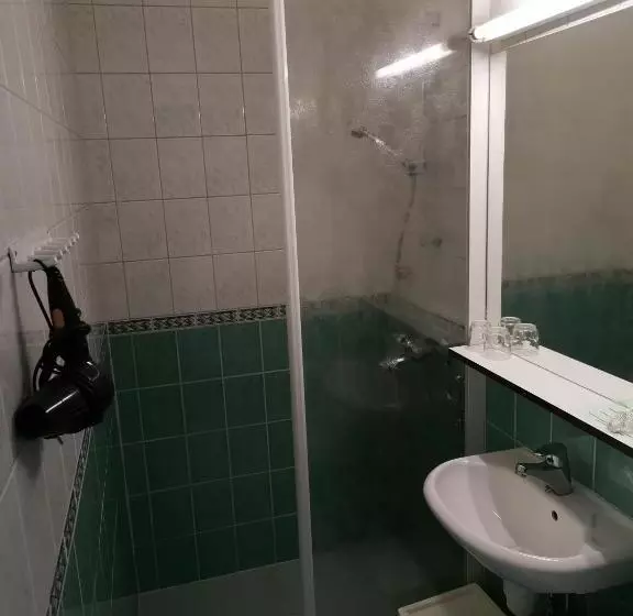 בית מלון כפרי Esplanad