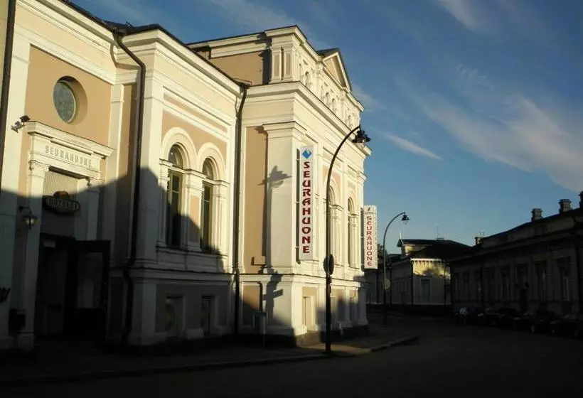 فندق Haminan Seurahuone