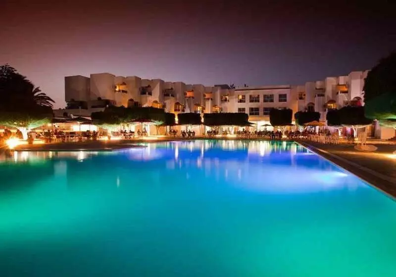 هتل Les Pyramides