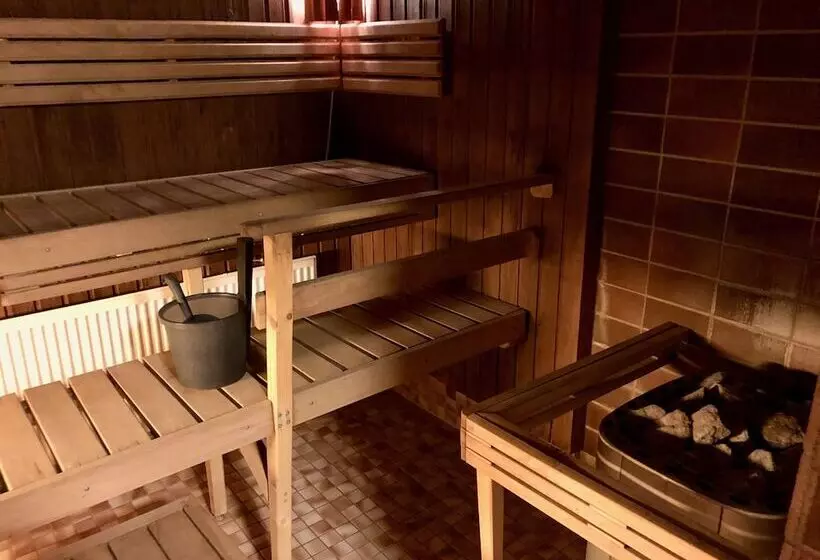 בית מלון כפרי Li Uninen äänekoski