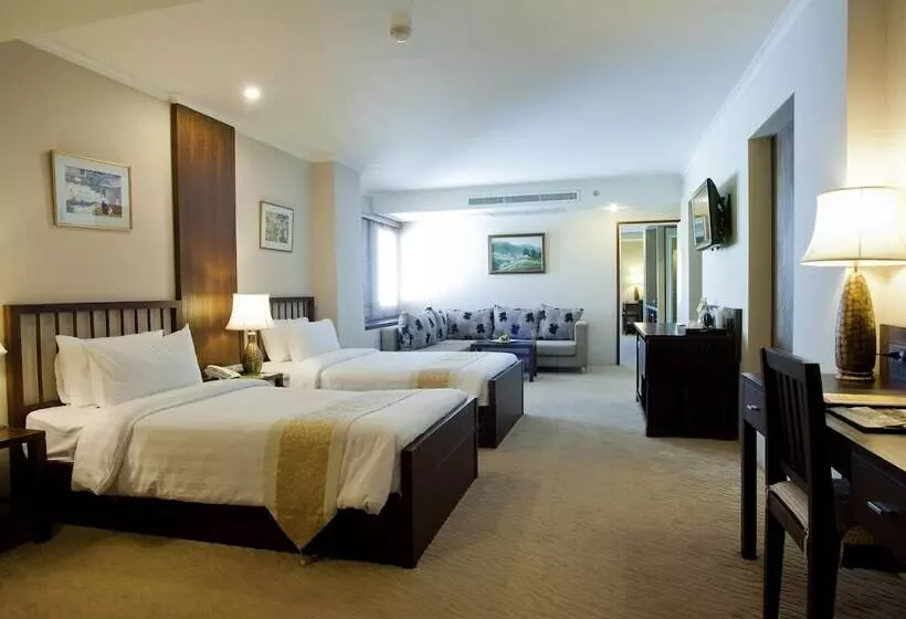 Movenpick Suriwongse Hotel Chiang Mai