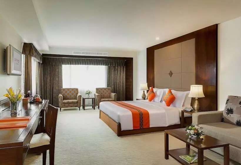 Movenpick Suriwongse Hotel Chiang Mai