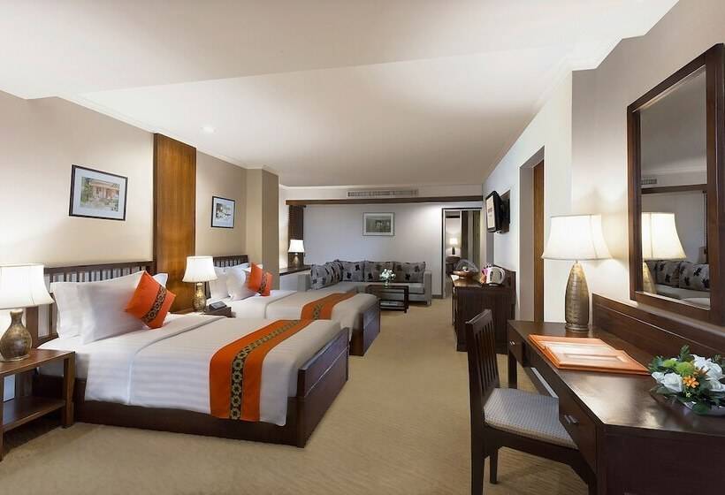 Movenpick Suriwongse Hotel Chiang Mai