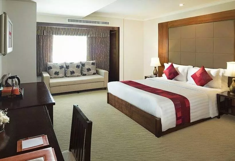 Movenpick Suriwongse Hotel Chiang Mai