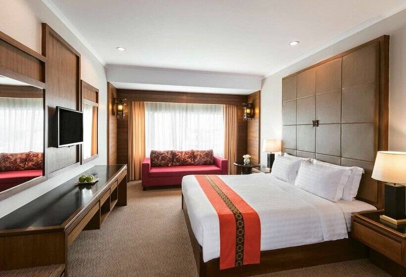 Movenpick Suriwongse Hotel Chiang Mai
