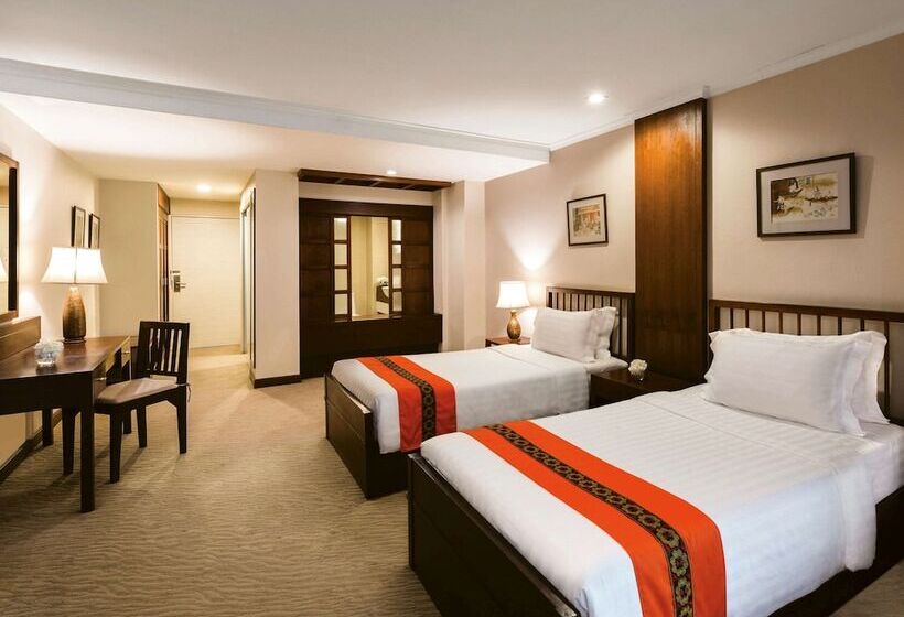 Movenpick Suriwongse Hotel Chiang Mai