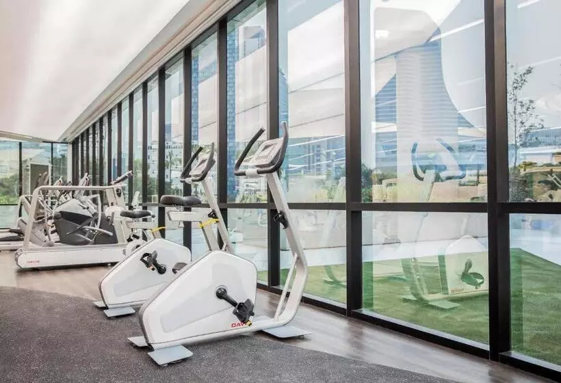 Mövenpick Hotel Bangkok Ploenchit Bdms