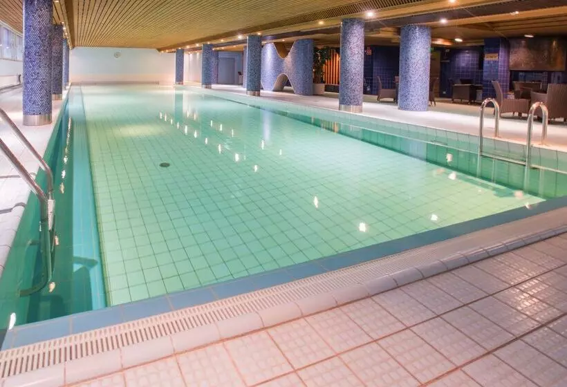 هتل Scandic Pohjanhovi