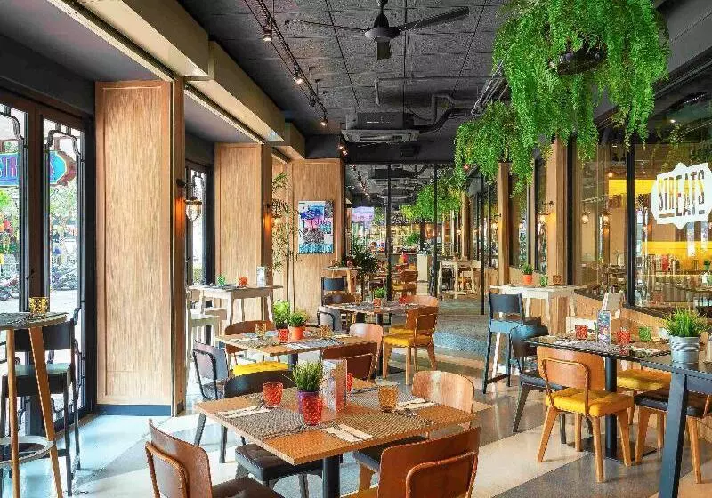 בית מלון כפרי Tinidee Trendy Bangkok Khaosan