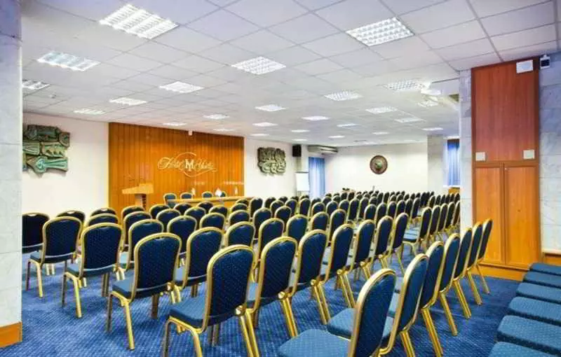 هتل Yalta Intourist