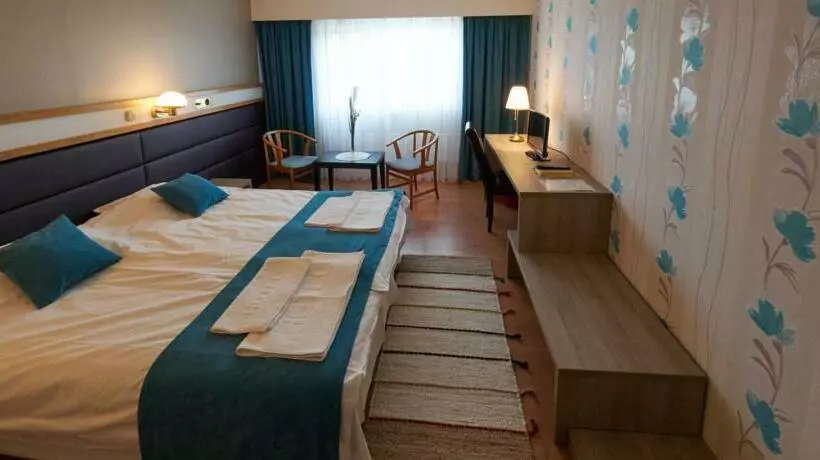 Hotelli-Ravintola Alavus 66