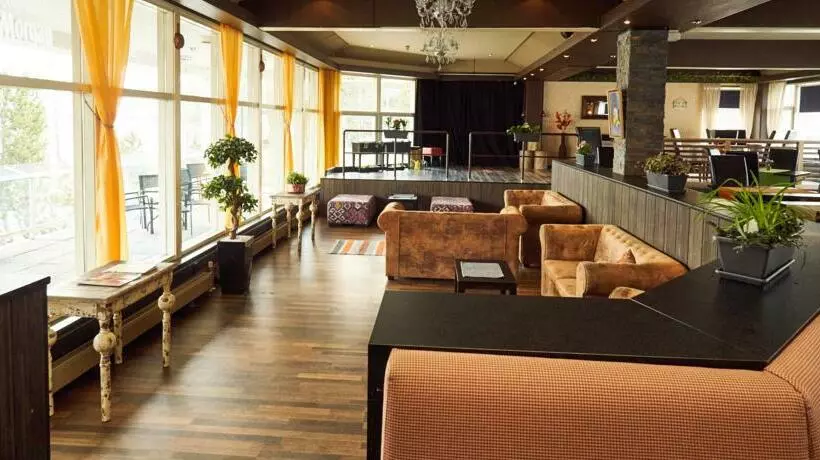 Hotelli-Ravintola Alavus 66