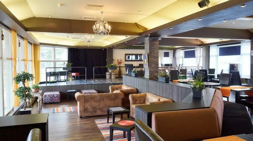 Hotelli-Ravintola Alavus 66