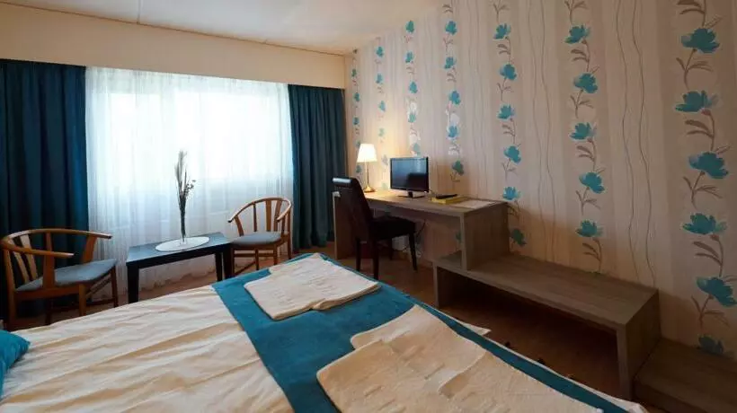 Hotelli-Ravintola Alavus 66