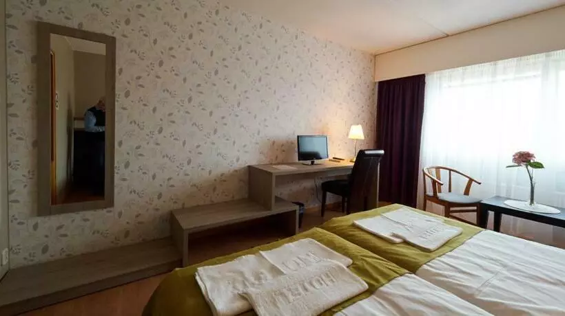 Hotelli-Ravintola Alavus 66