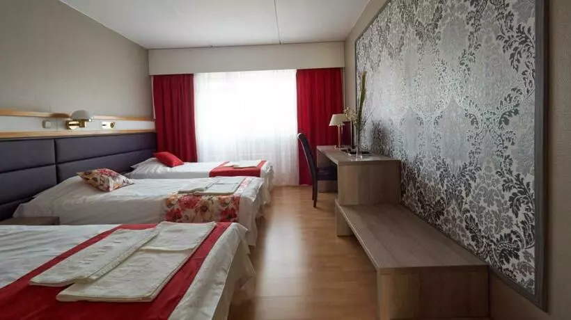 Hotelli-Ravintola Alavus 66