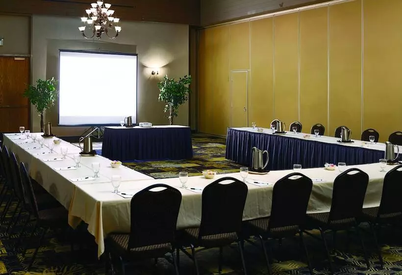 Arrowwood Resort Hotel And Conference Center   Alexandria