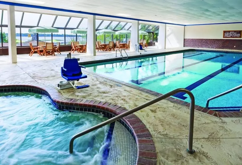 Arrowwood Resort Hotel And Conference Center   Alexandria