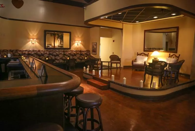 فندق Airtel Plaza