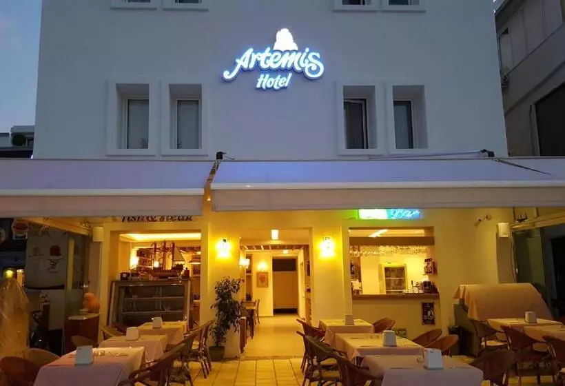 Hotel Artemis