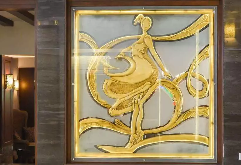 Golden Tulip Hotel Flamenco Cairo