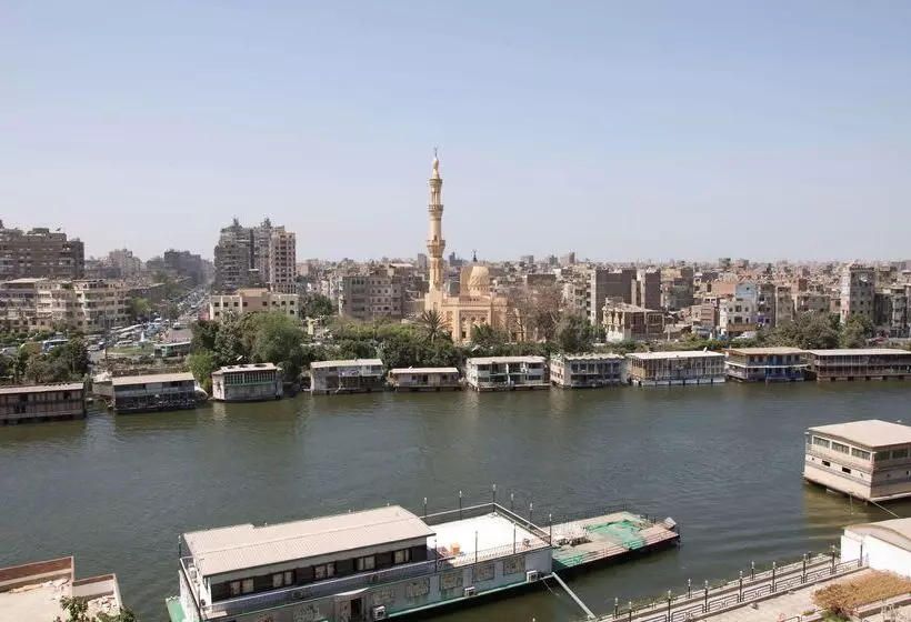 Golden Tulip Hotel Flamenco Cairo