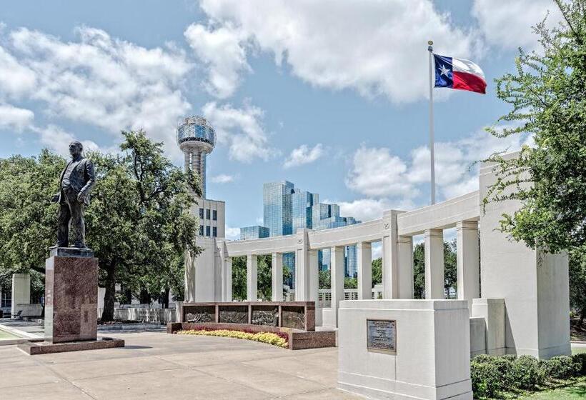 Отель Indigo Dallas Downtown, An Ihg