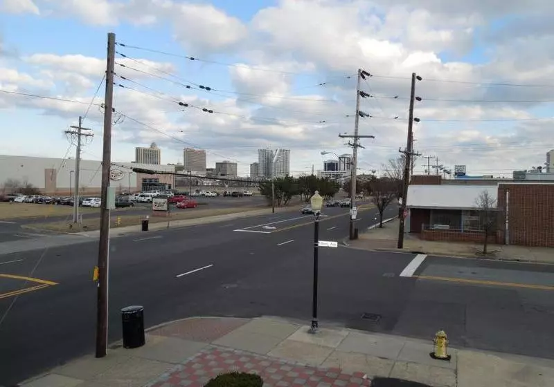 Hotelli Knights Inn Atlantic City At N Albany Ave