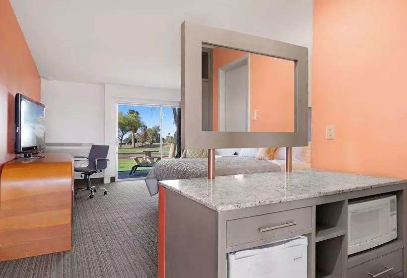 ホテル Ramada By Wyndham Holtville