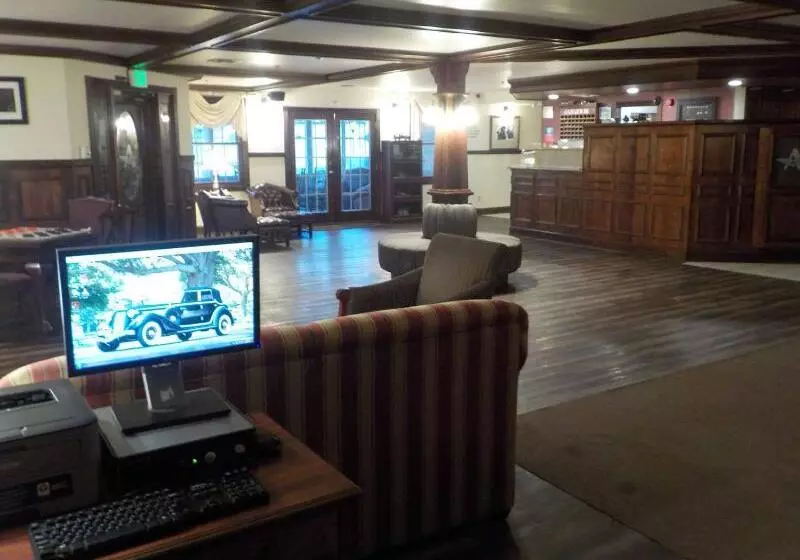 Surestay Plus Hotel By Best Western Auburn