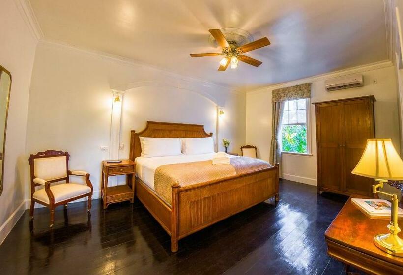 هتل Turks Head Inne