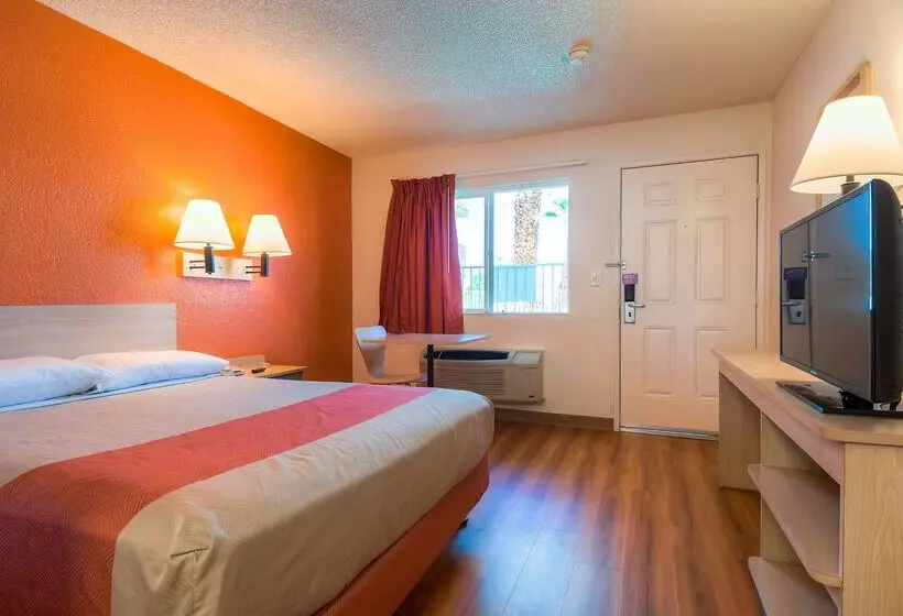 Motel 6 Rancho Mirage, Ca  Palm Springs