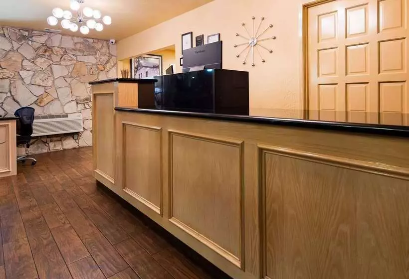 Best Western Pine Tree Motel