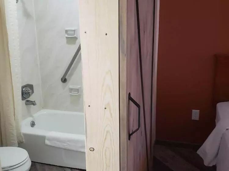 Отель Airport Inn