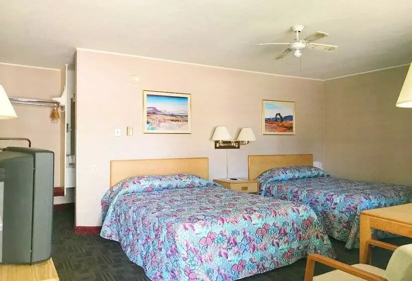 בית מלון כפרי Appletree Inn