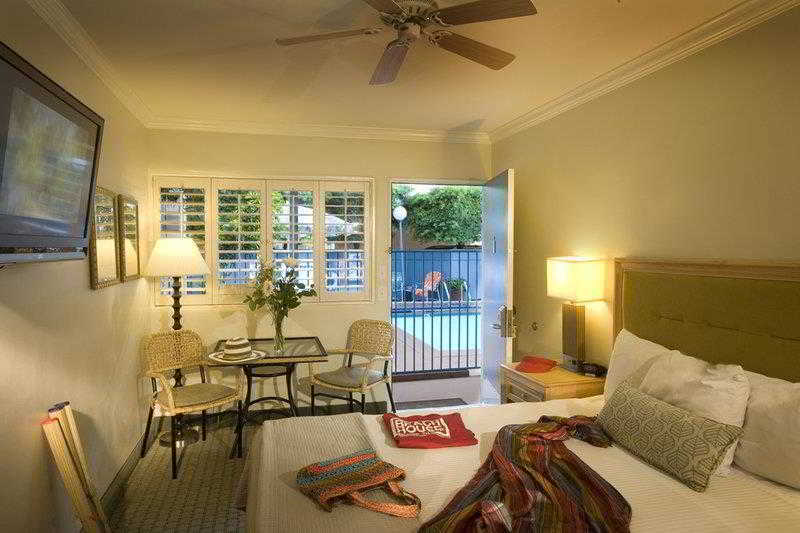 호텔 Beachside Inn