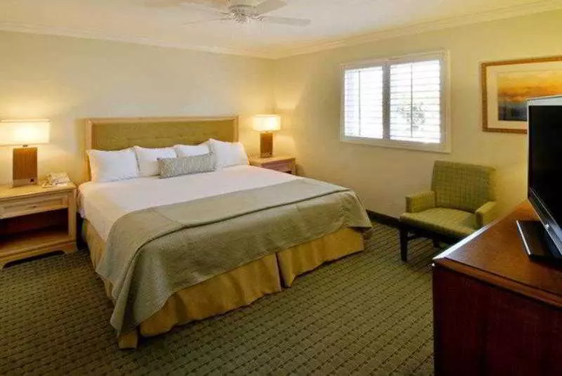 בית מלון כפרי Beachside Inn