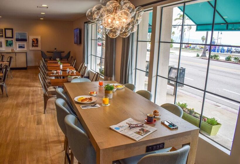 호텔 Beachside Inn