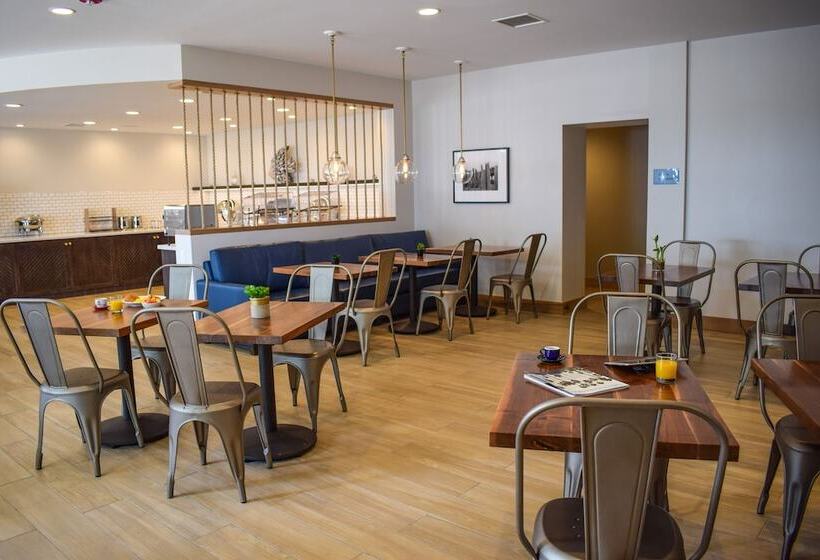 호텔 Beachside Inn