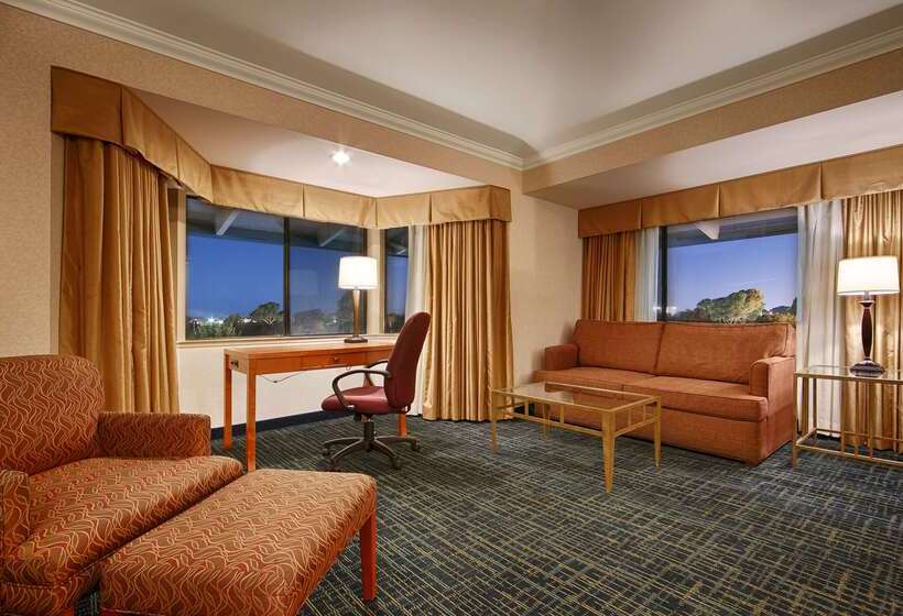 هتل Best Western De Anza Inn