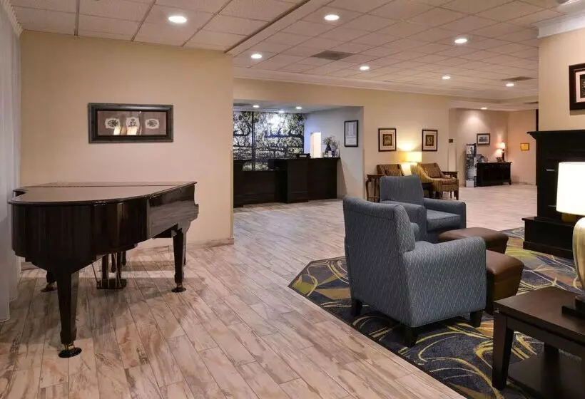 호텔 Best Western Leesburg