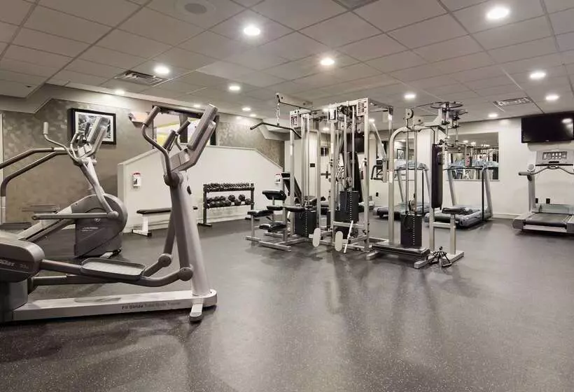 Отель Best Western Plus Concordville