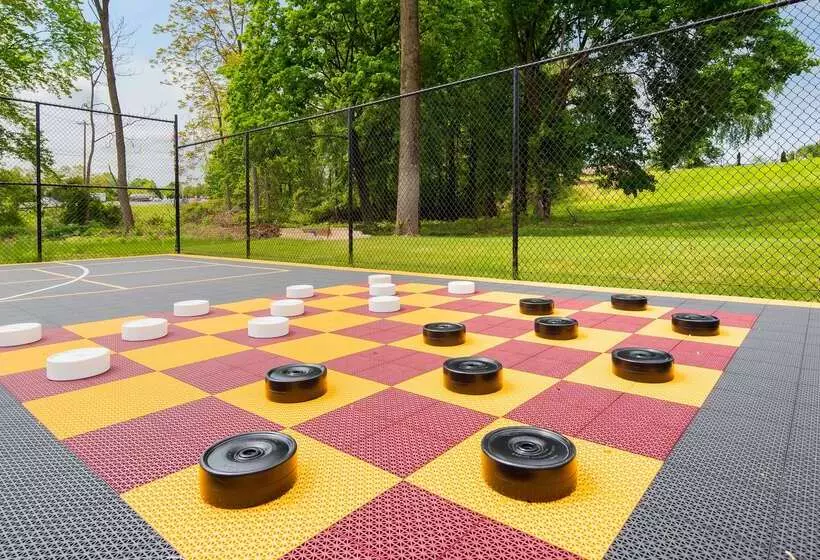 Отель Best Western Plus Concordville