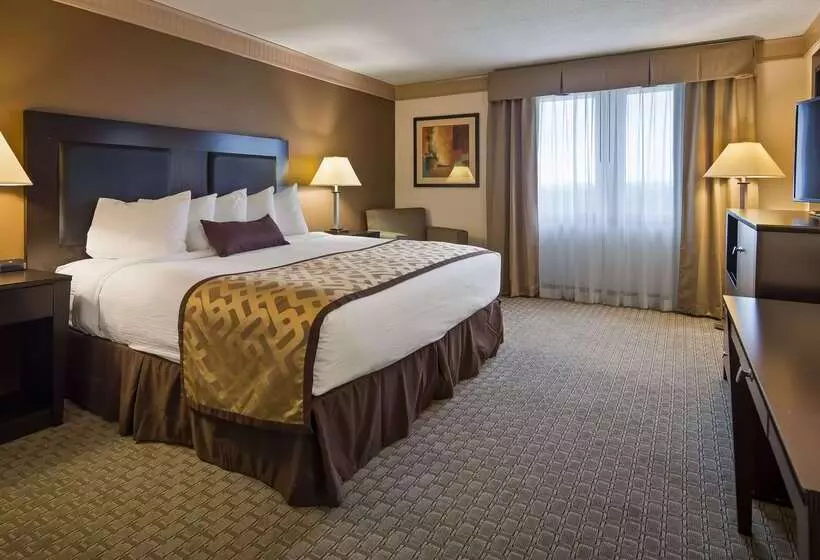 Отель Best Western Plus Concordville